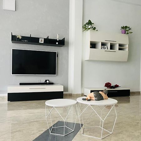 Tanza In Vetrina 2024 Villa Nardo Exterior photo